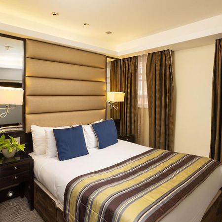 Park Grand Mayfair Лондон Екстериор снимка A bedroom at the hotel