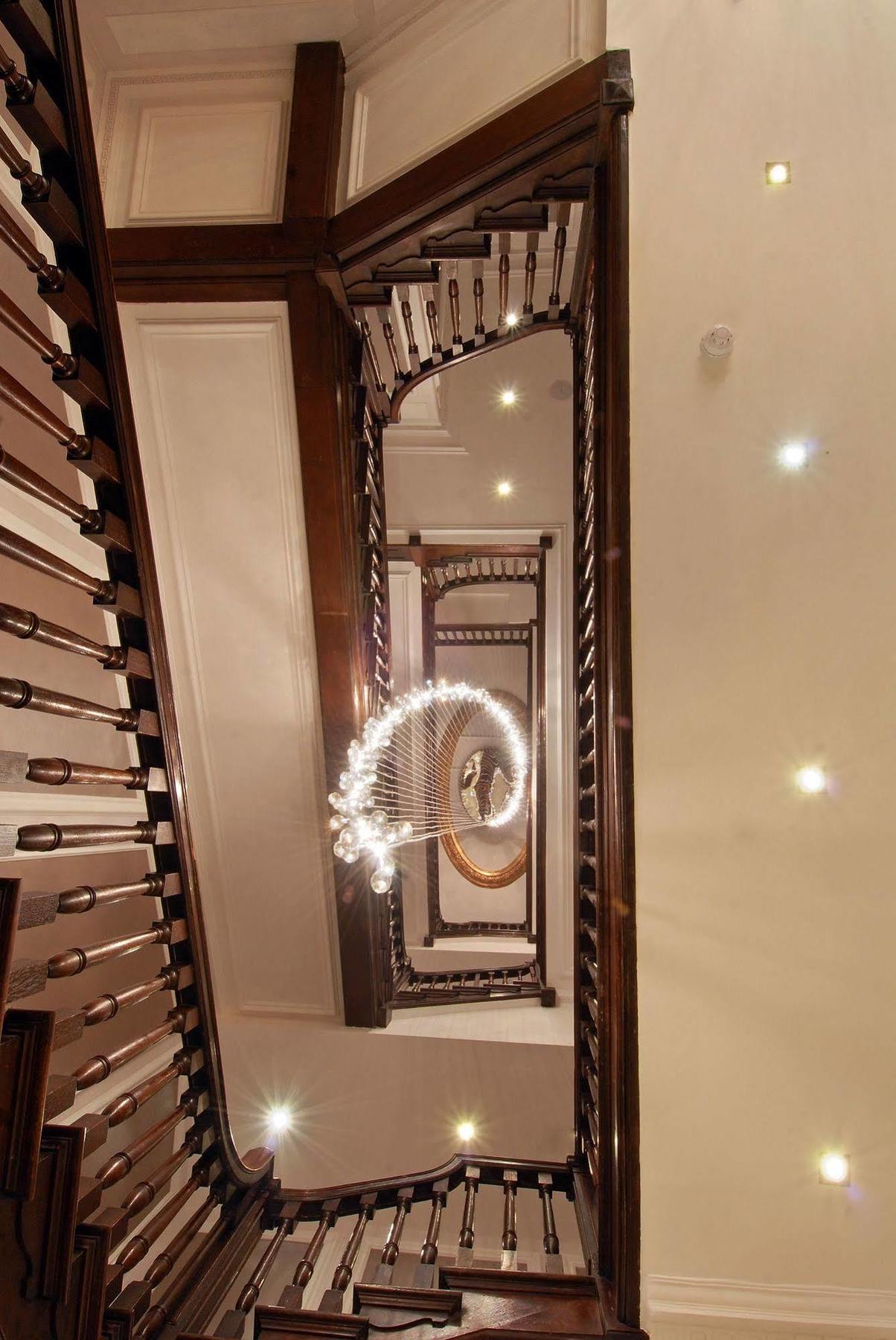 Park Grand Mayfair Лондон Екстериор снимка Stairwell